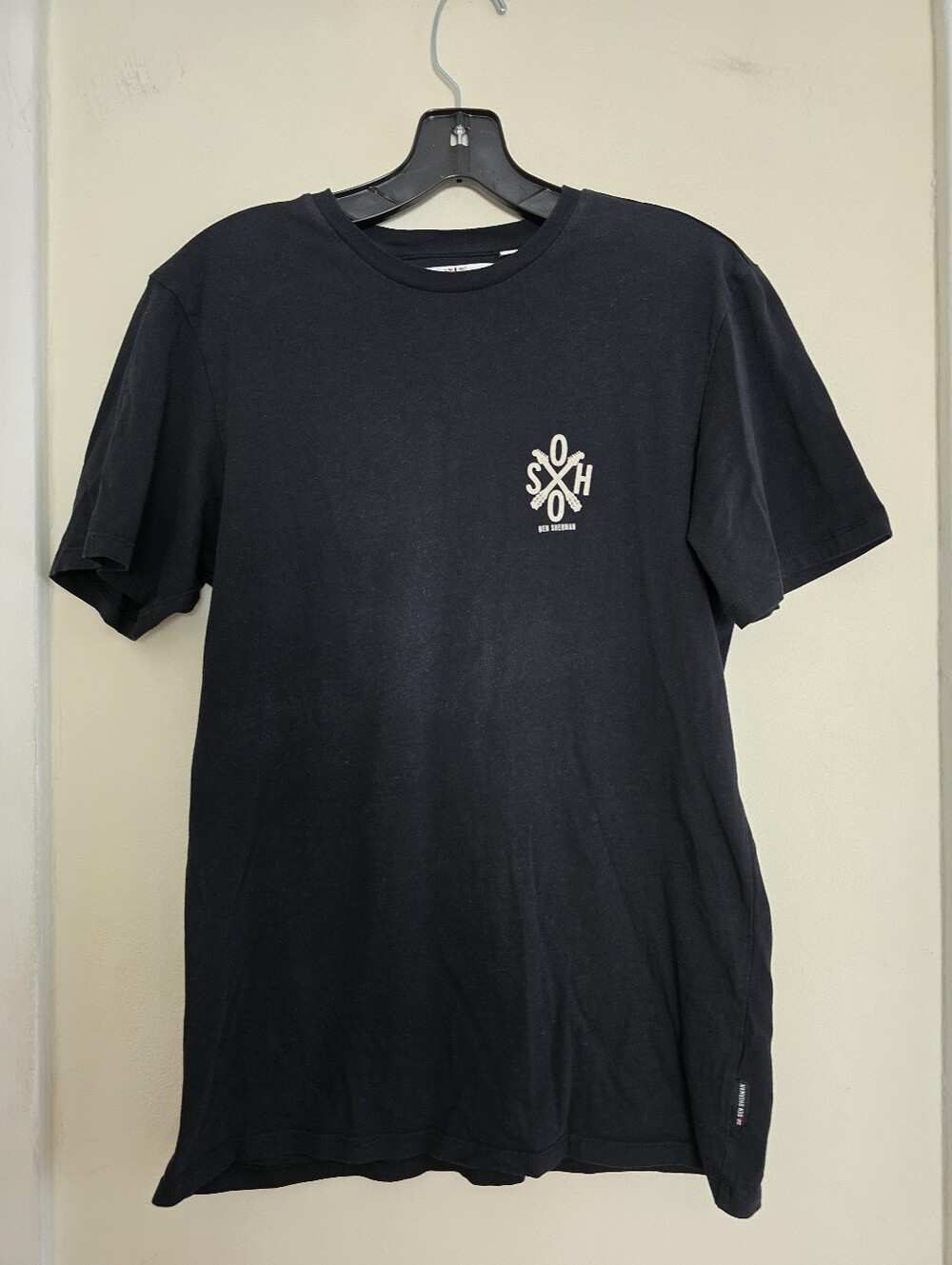 Ben Sherman Rock & Roll Guitar T Shirt Medium